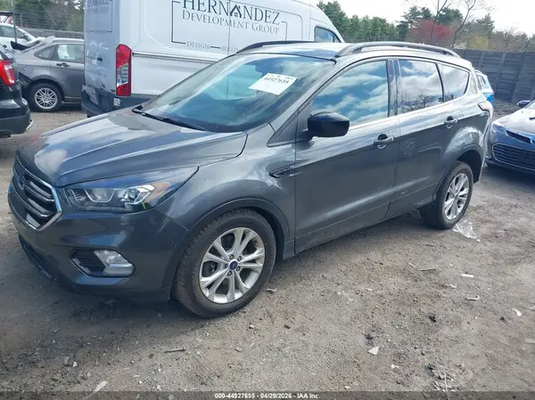 1FMCU9GD0JUB58052 2018 FORD ESCAPE - Image 2