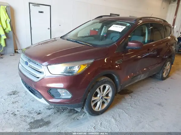 1FMCU9GD0JUB71688 2018 FORD ESCAPE - Image 2