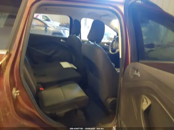 1FMCU9GD0JUB71688 2018 FORD ESCAPE - Image 8