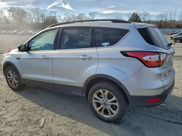 1FMCU9GD0JUB74798 2018 FORD ESCAPE - Image 2