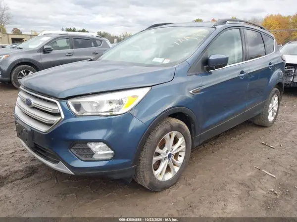 1FMCU9GD0JUB76678 2018 FORD ESCAPE - Image 2