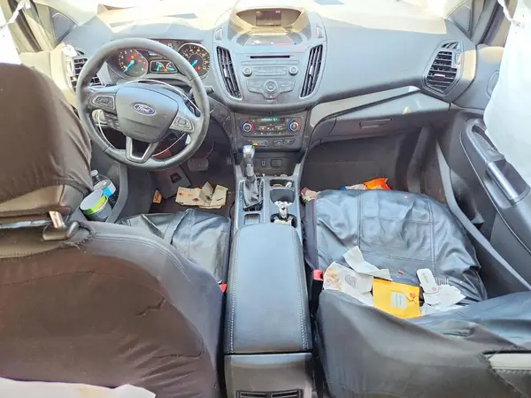 1FMCU9GD0JUB78575 2018 FORD ESCAPE - Image 8