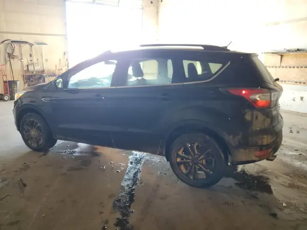 1FMCU9GD0JUB87972 2018 FORD ESCAPE - Image 2