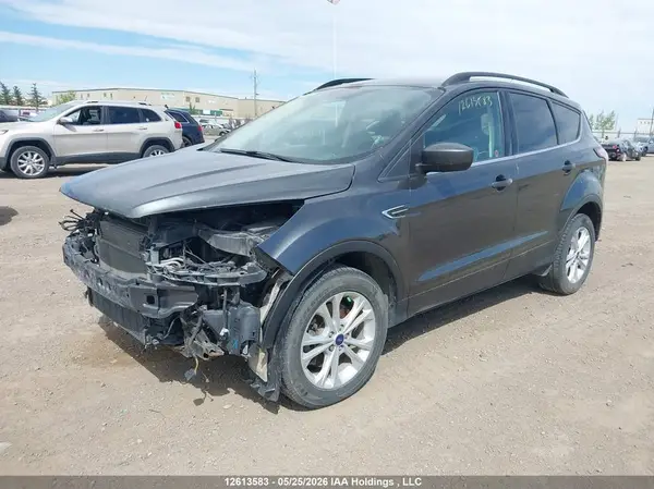 1FMCU9GD0JUB89446 2018 FORD ESCAPE - Image 2