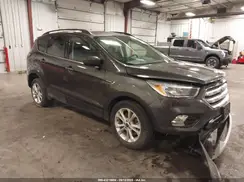 1FMCU9GD0JUC07573 2018 FORD ESCAPE