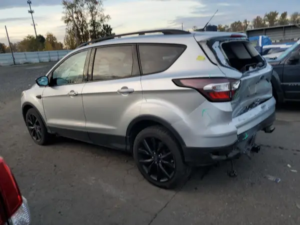 1FMCU9GD0JUC10103 2018 FORD ESCAPE - Image 2