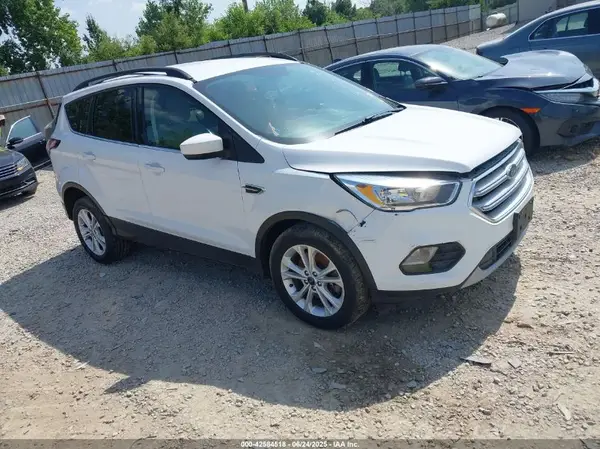 1FMCU9GD0JUC20419 2018 FORD ESCAPE - Image 1