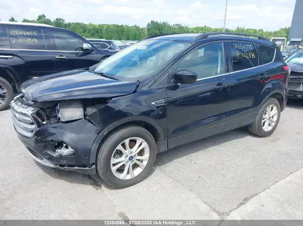 1FMCU9GD0JUC22378 2018 FORD ESCAPE - Image 2