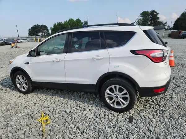 1FMCU9GD0JUC24602 2018 FORD ESCAPE - Image 2