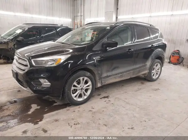 1FMCU9GD0JUC25636 2018 FORD ESCAPE - Image 2