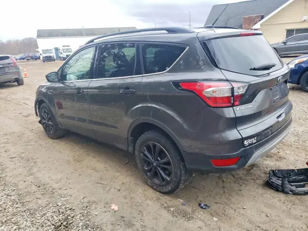 1FMCU9GD0JUC29430 2018 FORD ESCAPE - Image 2