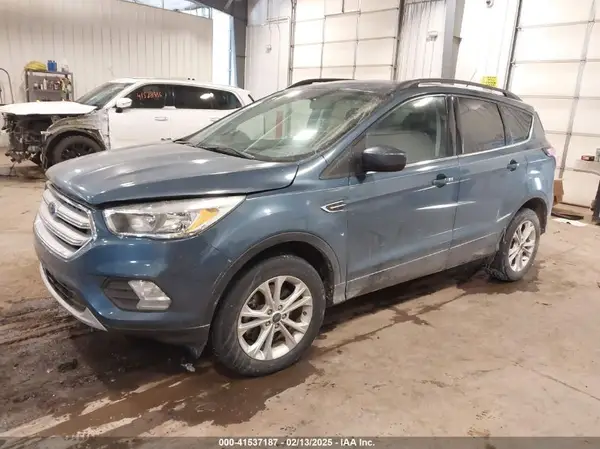 1FMCU9GD0JUC34255 2018 FORD ESCAPE - Image 2