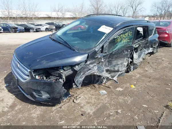 1FMCU9GD0JUC37141 2018 FORD ESCAPE - Image 2