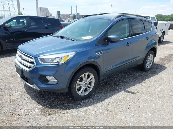 1FMCU9GD0JUC38824 2018 FORD ESCAPE - Image 2