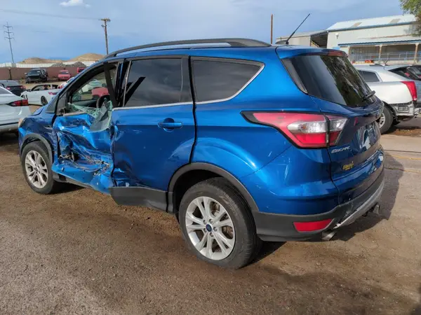 1FMCU9GD0JUC45756 2018 FORD ESCAPE - Image 2