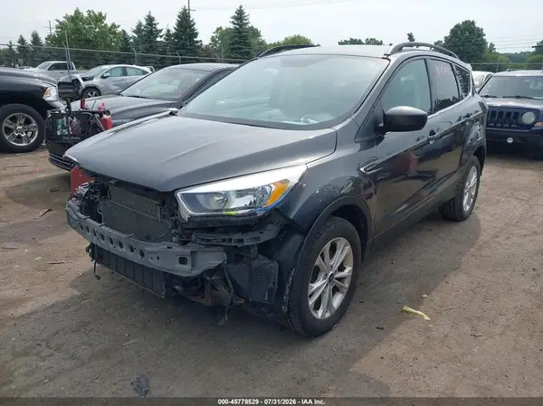 1FMCU9GD0JUC58605 2018 FORD ESCAPE - Image 2