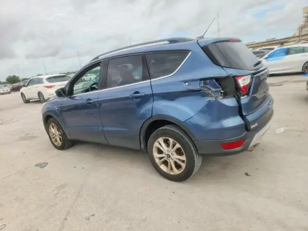 1FMCU9GD0JUC84248 2018 FORD ESCAPE - Image 2