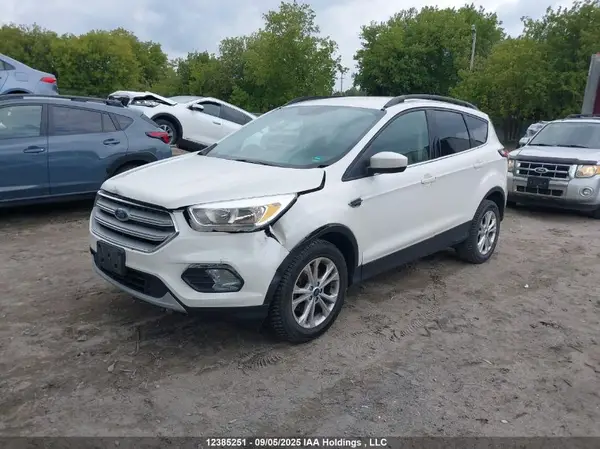1FMCU9GD0JUC92172 2018 FORD ESCAPE - Image 2