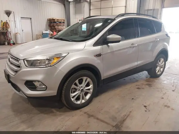 1FMCU9GD0JUD08788 2018 FORD ESCAPE - Image 2