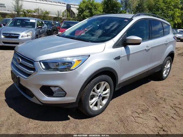 1FMCU9GD0JUD08869 2018 FORD ESCAPE - Image 2