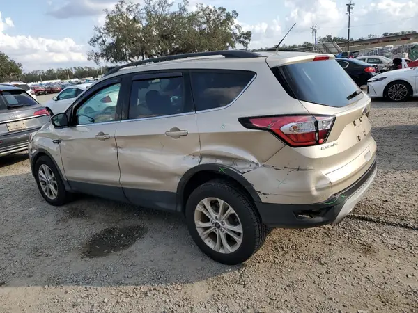 1FMCU9GD0JUD13196 2018 FORD ESCAPE - Image 2