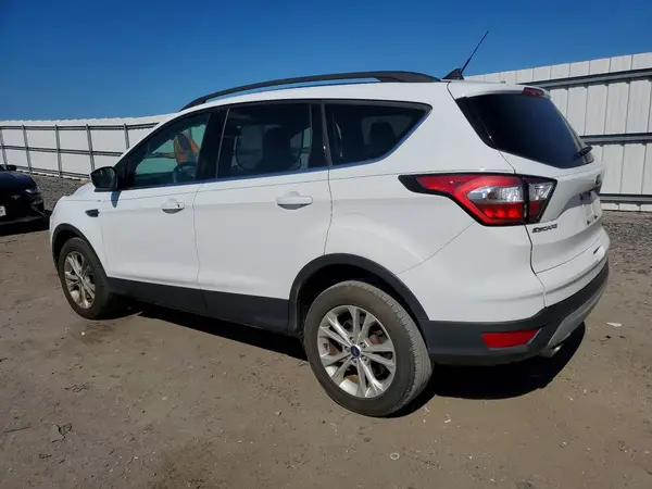 1FMCU9GD0JUD15482 2018 FORD ESCAPE - Image 2