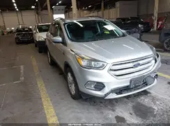 1FMCU9GD0JUD39216 2018 FORD ESCAPE