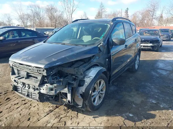 1FMCU9GD0JUD49034 2018 FORD ESCAPE - Image 2