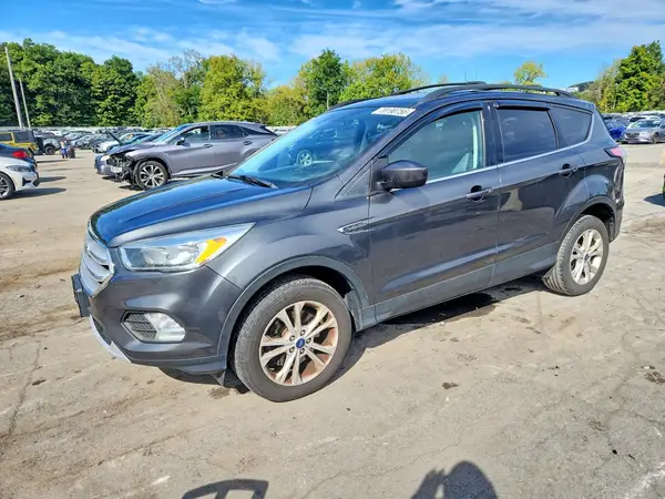 1FMCU9GD0JUD53438 2018 FORD ESCAPE - Image 1
