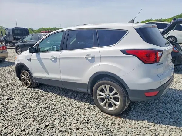 1FMCU9GD0KUA00876 2019 FORD ESCAPE - Image 2
