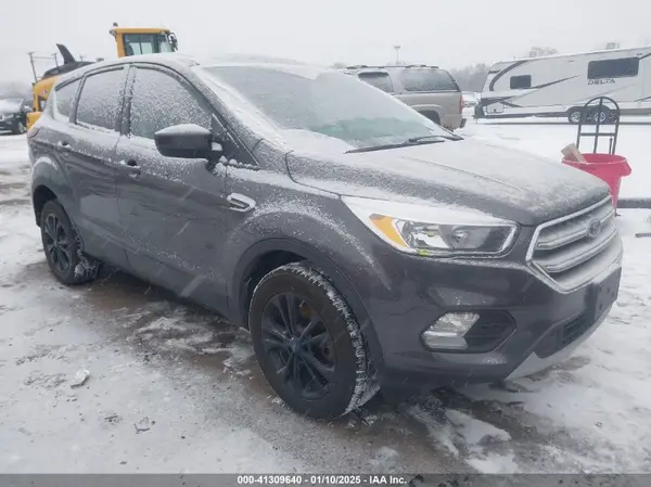 1FMCU9GD0KUA08704 2019 FORD ESCAPE - Image 1
