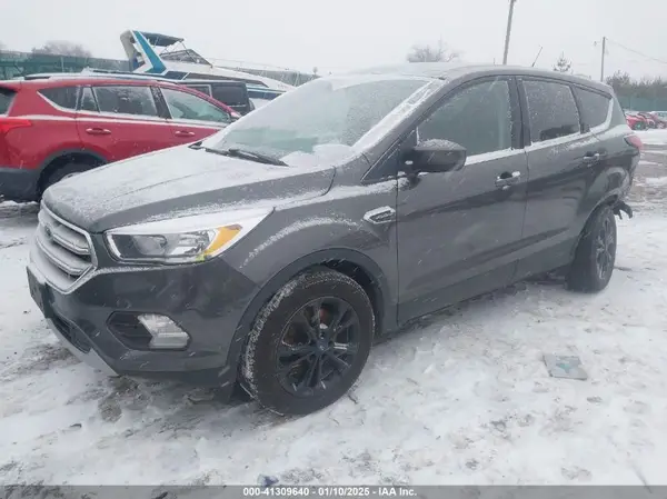 1FMCU9GD0KUA08704 2019 FORD ESCAPE - Image 2