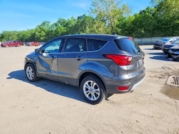 1FMCU9GD0KUA14695 2019 FORD ESCAPE - Image 2