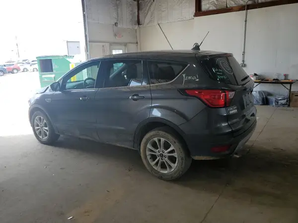 1FMCU9GD0KUA19542 2019 FORD ESCAPE - Image 2