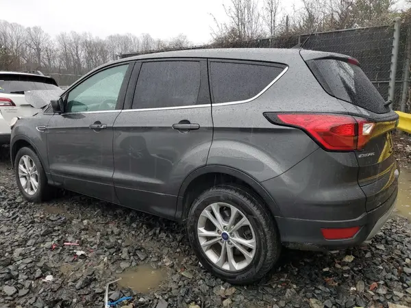 1FMCU9GD0KUA23722 2019 FORD ESCAPE - Image 2