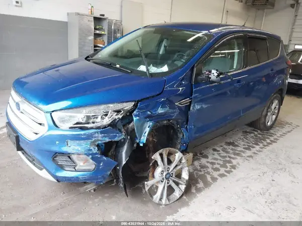 1FMCU9GD0KUA45199 2019 FORD ESCAPE - Image 2