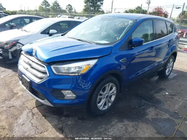 1FMCU9GD0KUA65985 2019 FORD ESCAPE - Image 2