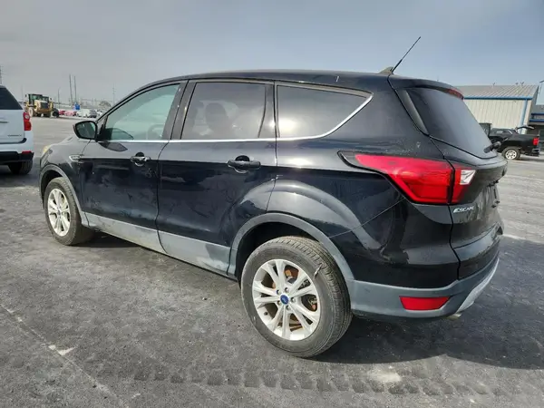 1FMCU9GD0KUA71057 2019 FORD ESCAPE - Image 2