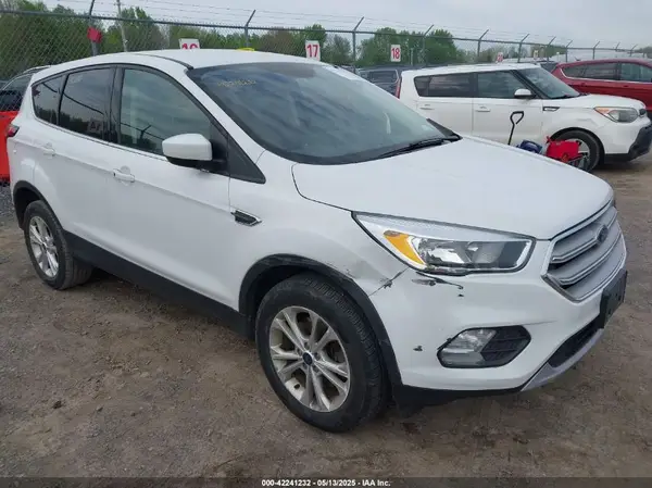 1FMCU9GD0KUA85184 2019 FORD ESCAPE - Image 1
