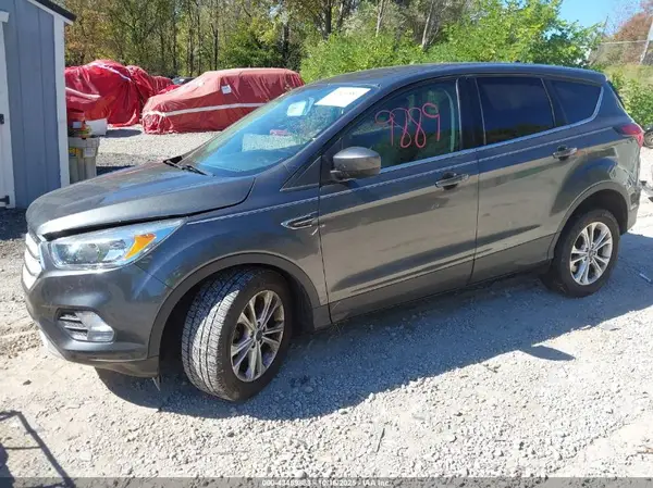 1FMCU9GD0KUA93544 2019 FORD ESCAPE - Image 2