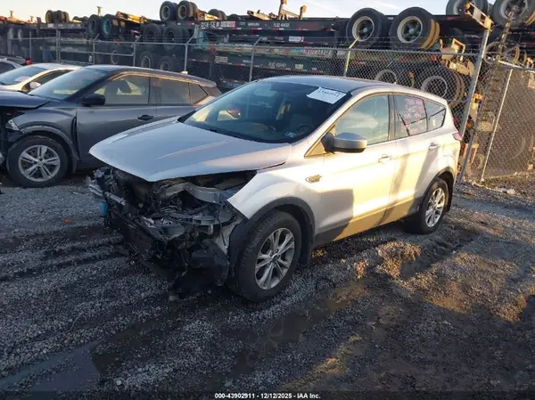 1FMCU9GD0KUA94662 2019 FORD ESCAPE - Image 2
