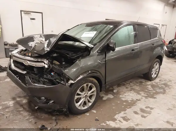1FMCU9GD0KUA95035 2019 FORD ESCAPE - Image 2