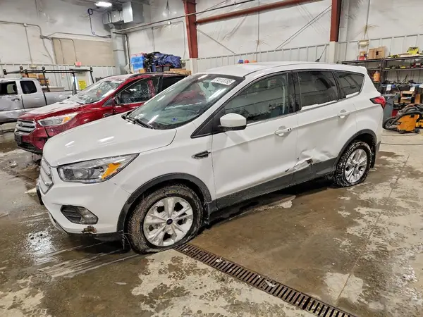 1FMCU9GD0KUB04266 2019 FORD ESCAPE - Image 1