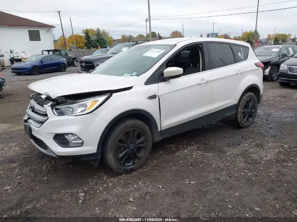 1FMCU9GD0KUB22962 2019 FORD ESCAPE - Image 2