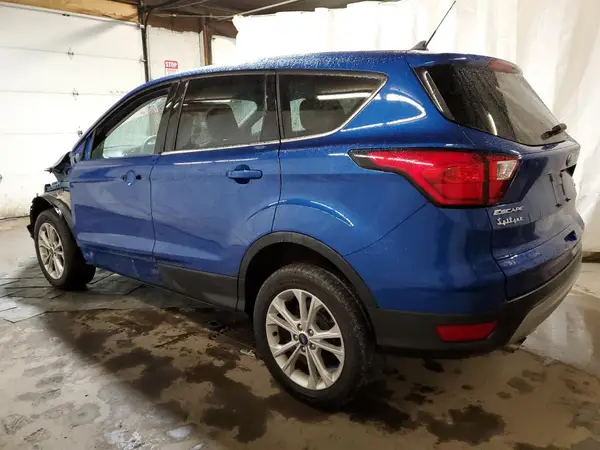 1FMCU9GD0KUB23576 2019 FORD ESCAPE - Image 2