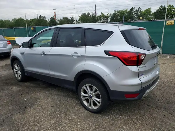 1FMCU9GD0KUB33461 2019 FORD ESCAPE - Image 2