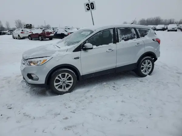 1FMCU9GD0KUB50244 2019 FORD ESCAPE - Image 1