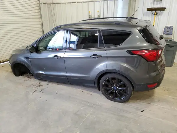 1FMCU9GD0KUB67948 2019 FORD ESCAPE - Image 2