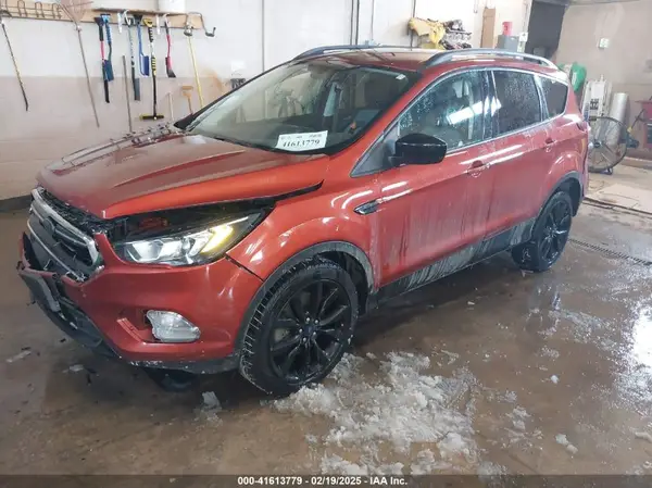 1FMCU9GD0KUB70039 2019 FORD ESCAPE - Image 2