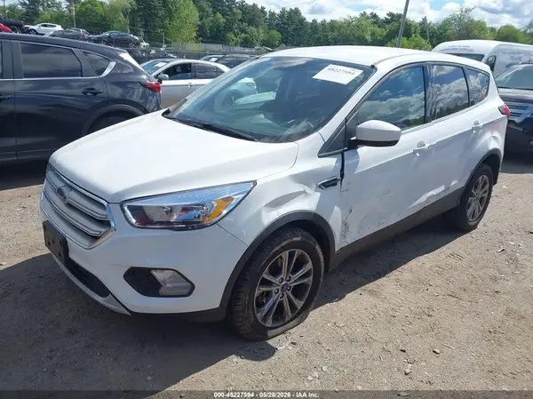 1FMCU9GD0KUB74205 2019 FORD ESCAPE - Image 2